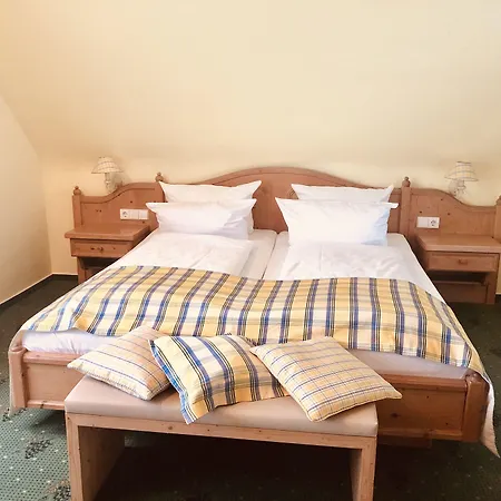 Landhotel Traube Hotel 4*